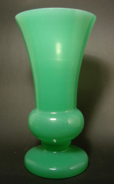 Große grüne Glasvase, 2.H. 19.Jh.