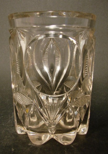 Biedermeier - Zylinderbecherglas. Nordböhmen, um 1835.
