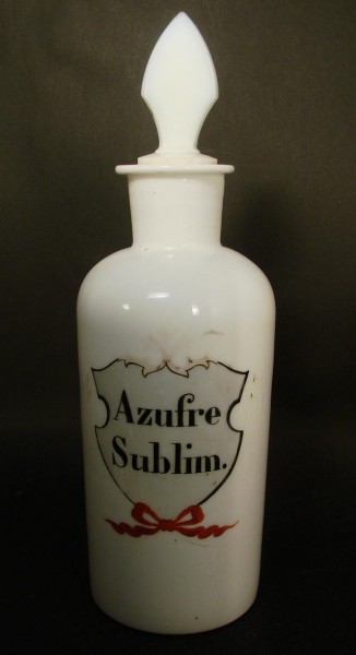 Große Apothekenflasche aus Milchglas Azufre-Sublim., 19.Jh.