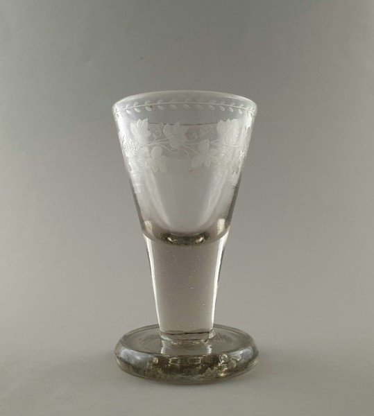 Barock - Pokalglas / Weinglas mit Weinlaub Dekor, 18.Jh.